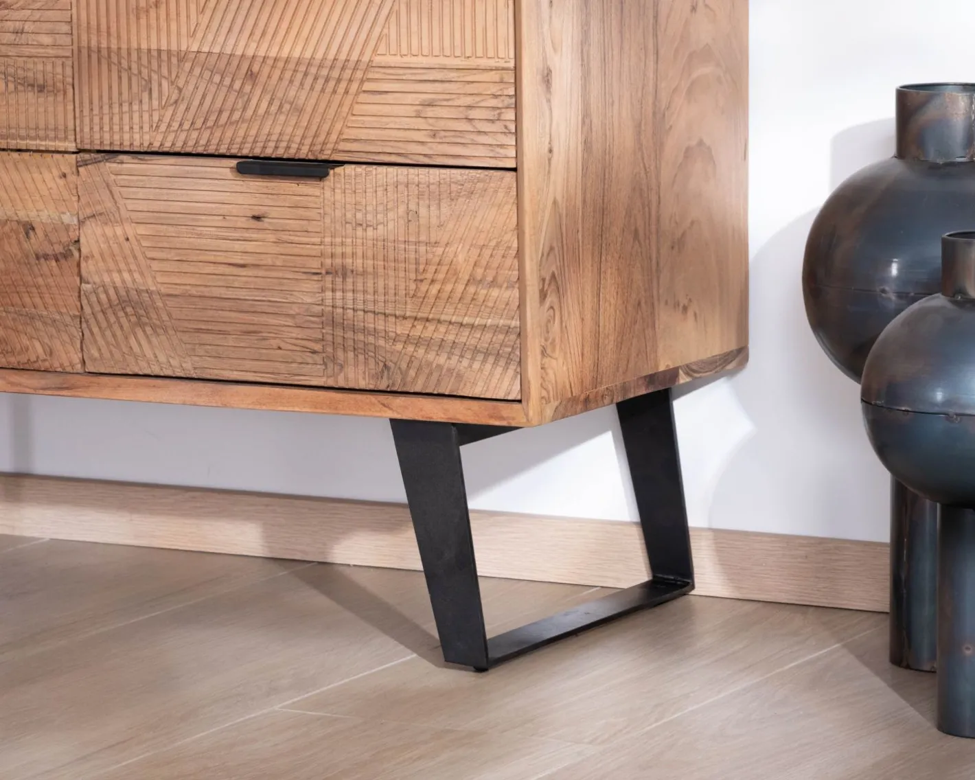 Hot Meuble de rangement bas 160 cm avec tiroirs "Uky" design contemporain esprit rétro Buffet Et Bahut