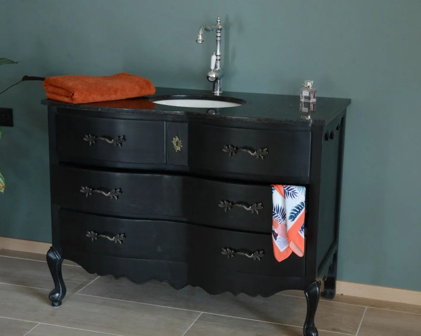 Meuble salle de bain en manguier noir et pierre tiroirs rétro style commode Meuble Sous Vasque