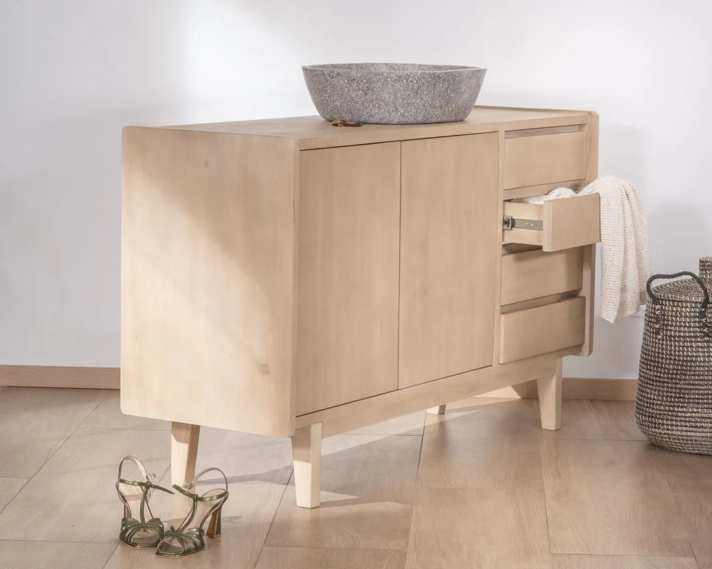 Sale Meuble sous vasque 140 cm en manguier blanchi avec portes et tiroirs "Kahiko" Meuble Sous Vasque