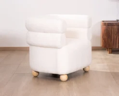 Online Petite chauffeuse en tissu bouclette blanc design 70's