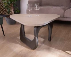 Outlet Table basse en manguier massif plateau triangulaire 