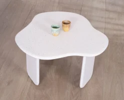 Online Table basse forme organique aspect terrazzo 