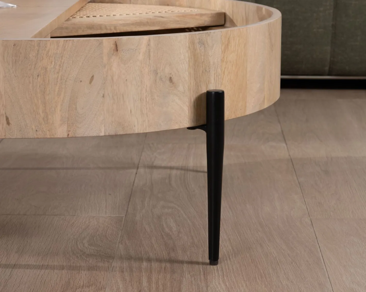 New Table basse ronde avec plateau pivotant en cannage "Loopie" diamètre 80 cm Table Basse Ovale Ou Ronde