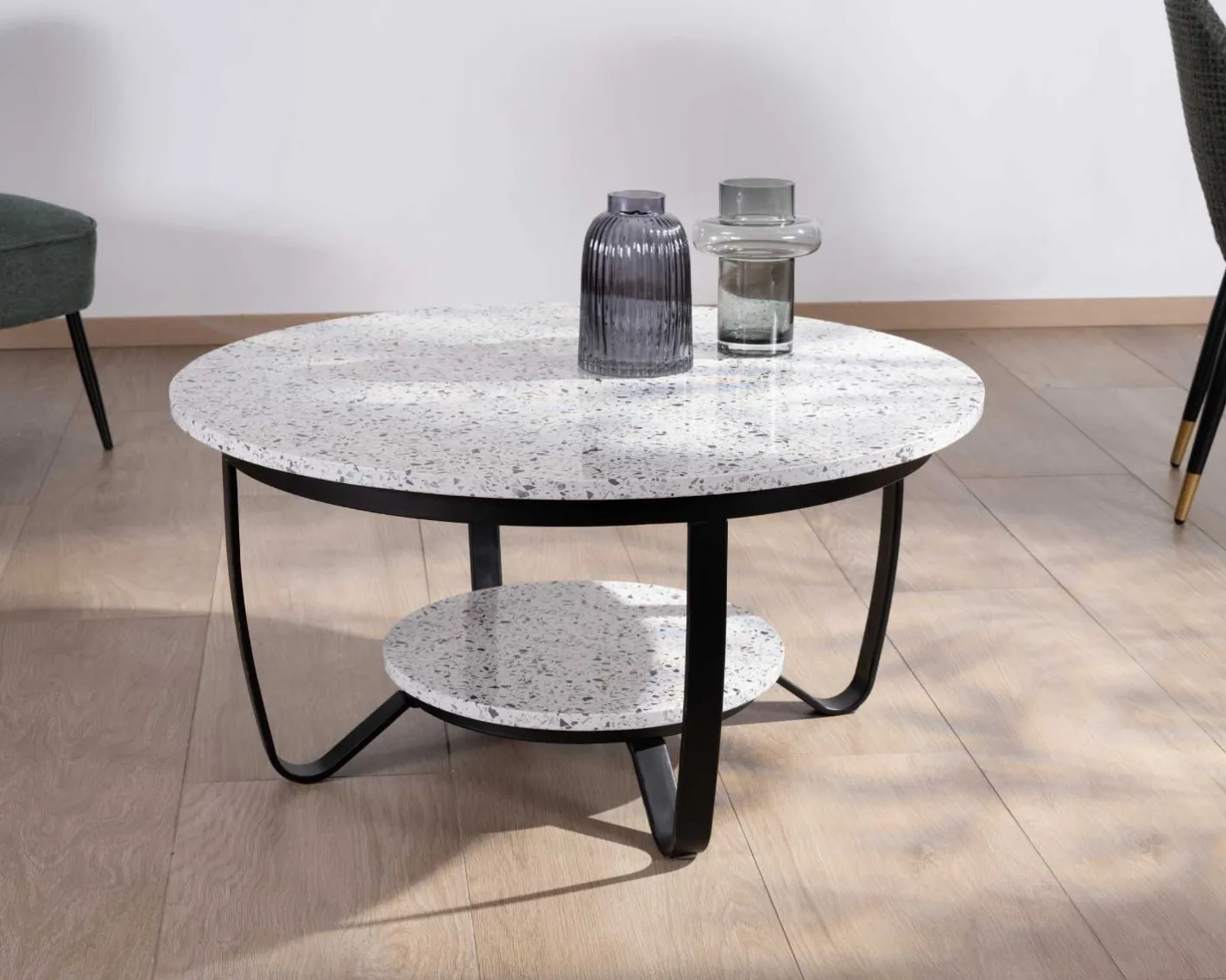 Online Table basse ronde en terrazzo blanc et métal noir "Galatée" Table Basse Ovale Ou Ronde