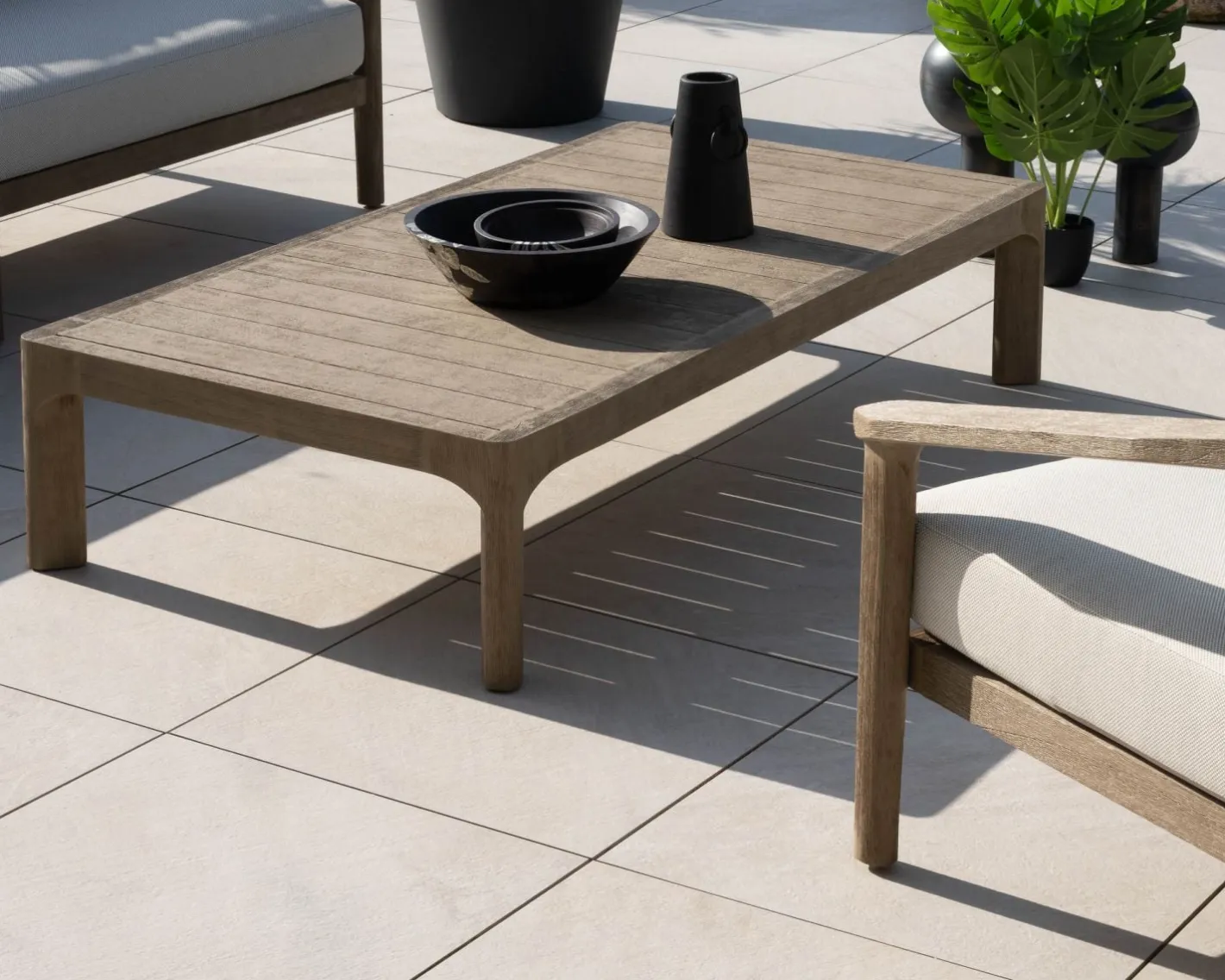 New Table basse spécial extérieur design épuré en teck finition naturelle sablée "Vérone" Table Basse Rectangulaire
