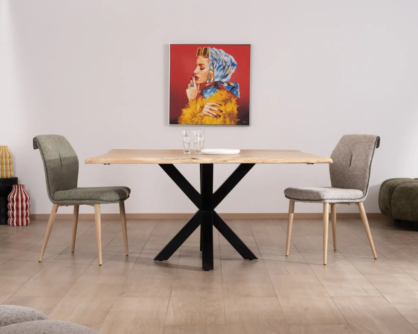 Outlet Table de repas carrée 140 cm en acacia et pieds mikado métal "3D" Table À Manger Carrée