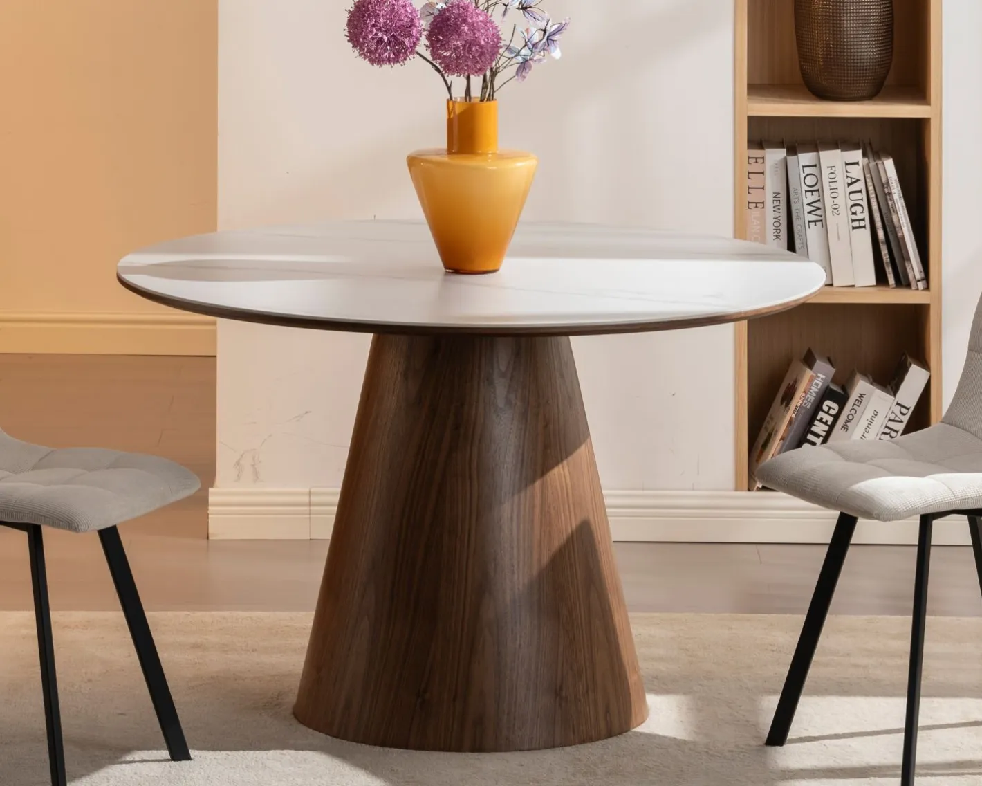 Hot Table de repas ronde 120 cm plateau céramique blanc effet marbre "Oria" piètement aspect noyer Table À Manger Ronde Ou Ovale