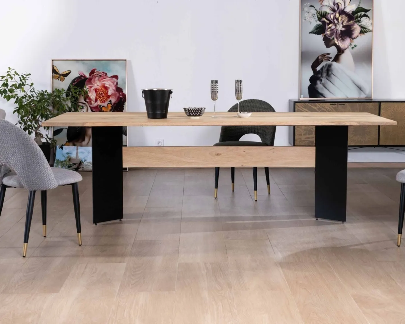 Discount Table de salle à manger manguier massif 240cm piètement design bois et métal noir "Saturne coeval" Table À Manger Rectangulaire