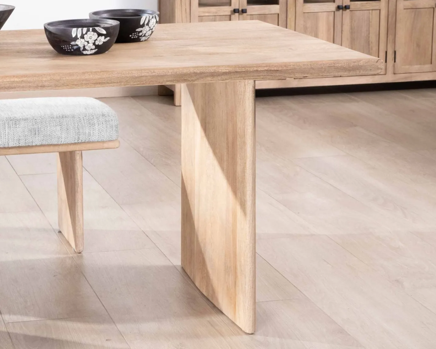 Discount Table de salle à manger rectangulaire 180cm en manguier sablé pieds latéraux pleins "Maestro" Table À Manger Rectangulaire