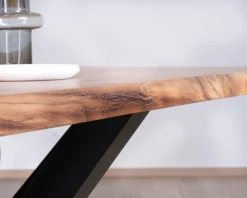 Sale Table à manger haut de gamme plateau bois épais pieds métal 