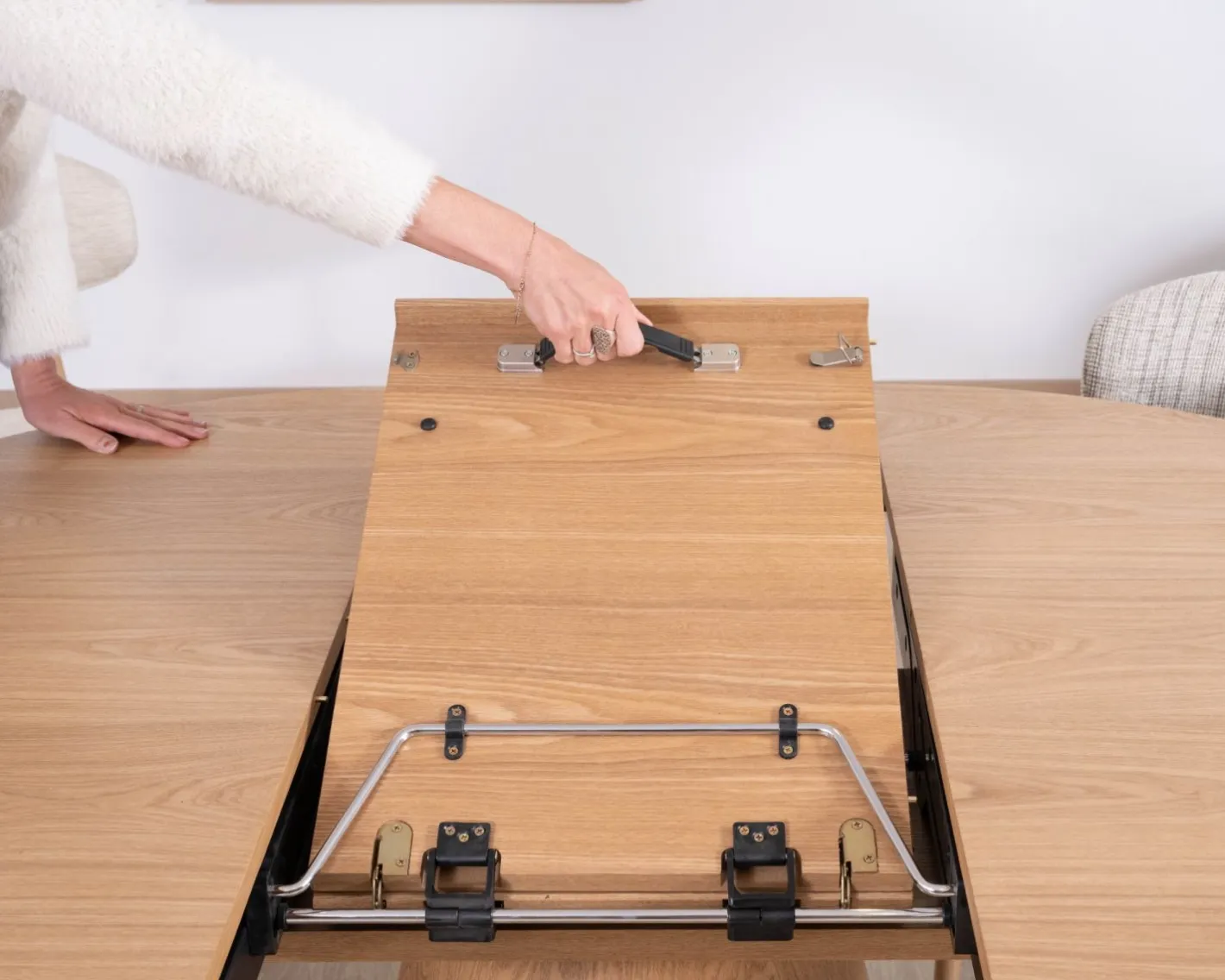 Discount Table à manger ronde 120 cm extensible 160 cm "Oria" style épuré aspect frêne Table À Manger Ronde Ou Ovale