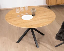 Table à manger ronde en teck recyclé et pieds mikado 
