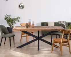 Clearance Table rectangulaire 180cm acacia finition chevrons piètement métal mikado
