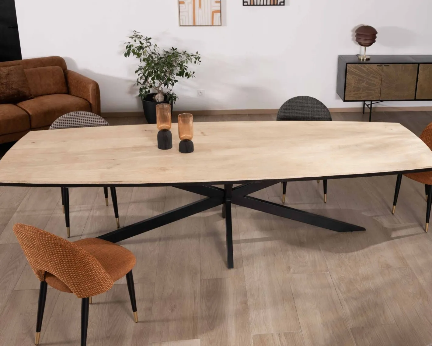 New Table rectangulaire manguier massif 200cm bords biseautés noirs et pieds métal 3D "Pise" Table À Manger Rectangulaire