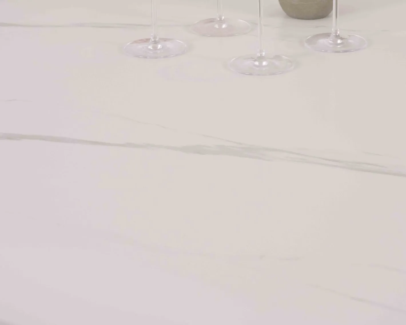 Discount Table ronde 120 cm plateau céramique blanc effet marbre "Oria" piètement aspect chêne Table À Manger Ronde Ou Ovale