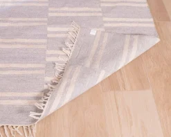 New Tapis rayé bleu clair et crème "Ethnic" dimensions 120x180 cm Décoration
