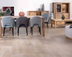 Outlet Vaisselier contemporain acacia massif relief noir 3 portes et niche avec étagères verres 