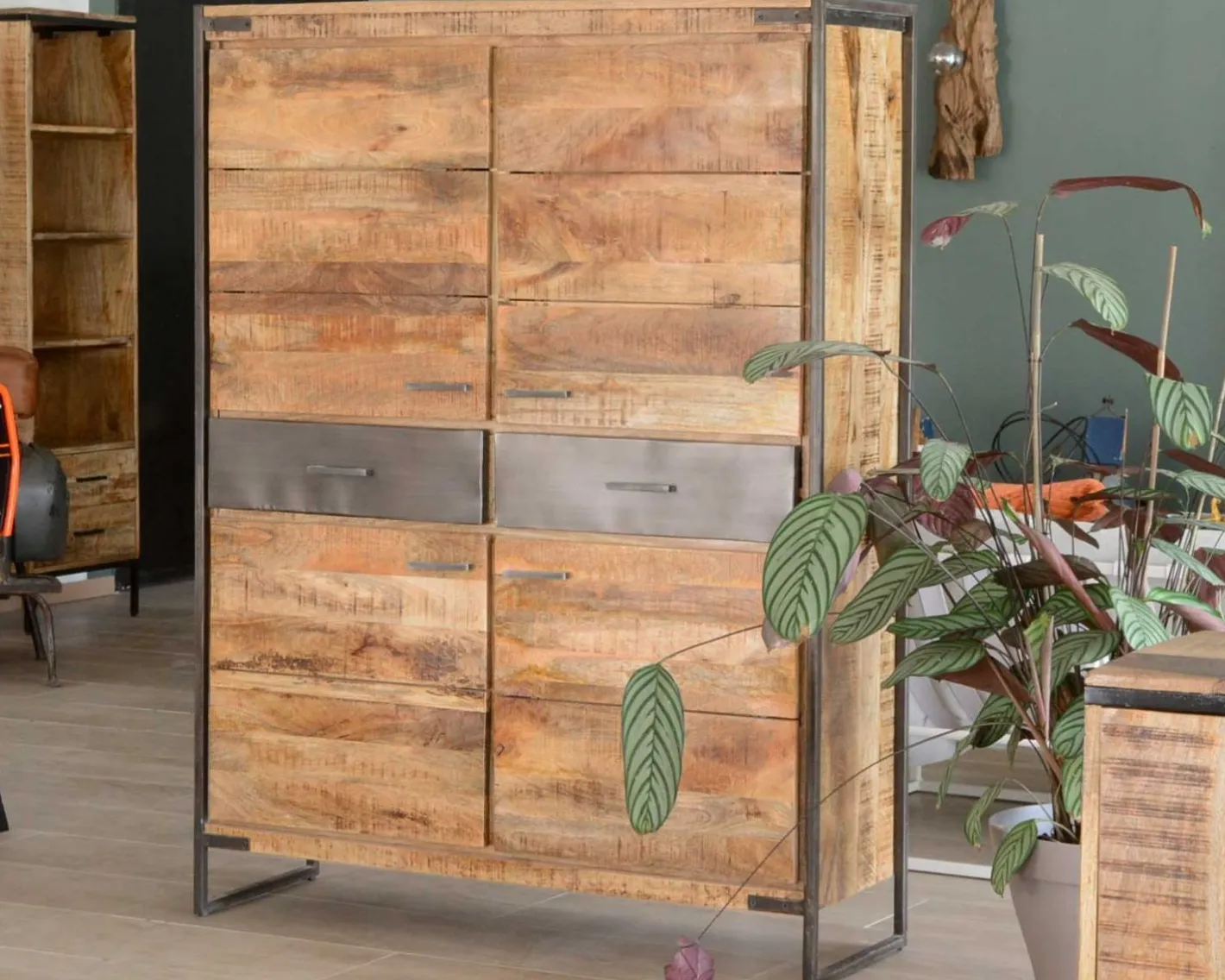 Sale Vaisselier en bois de manguier et métal style industriel "Shade" Vaisselier|Rangement